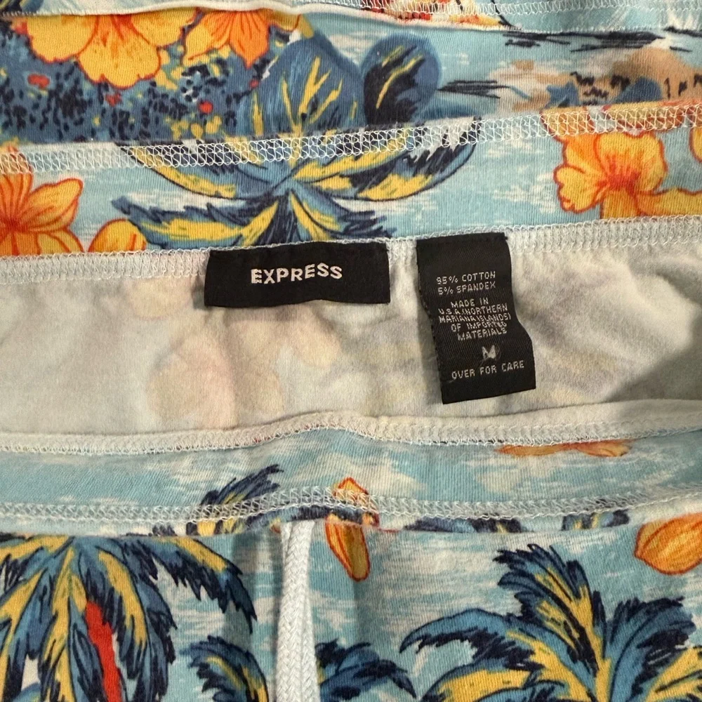 Express Medium Tropical Blue Vacation Mini Skirt - Picture 3 of 3
